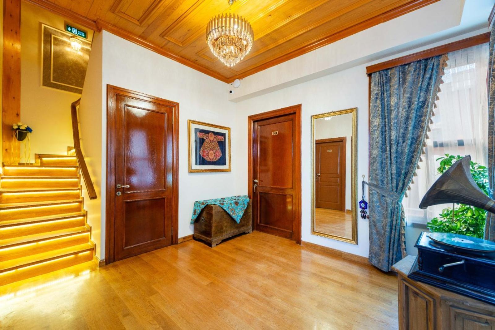 Brown Mansion Oldcity Istanbul Bagian luar foto