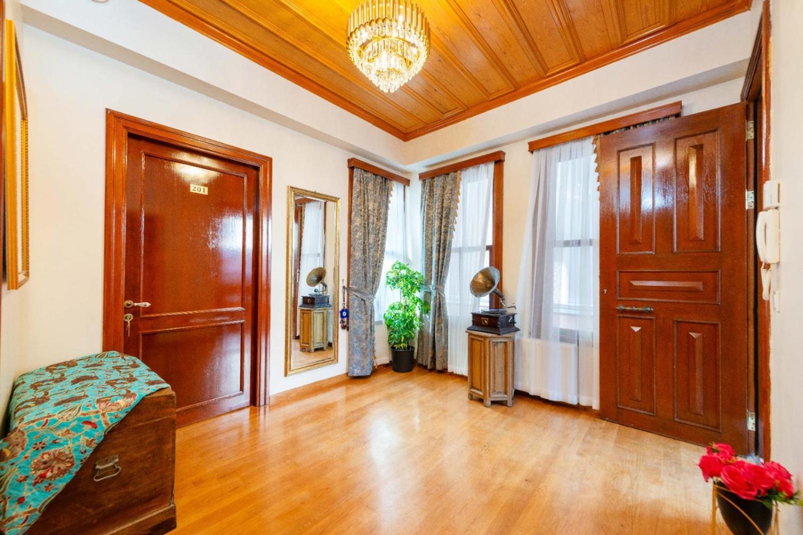 Brown Mansion Oldcity Istanbul Bagian luar foto